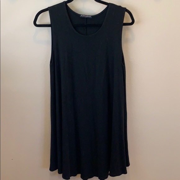Brandi Melville -Black swing dress - Picture 1 of 3